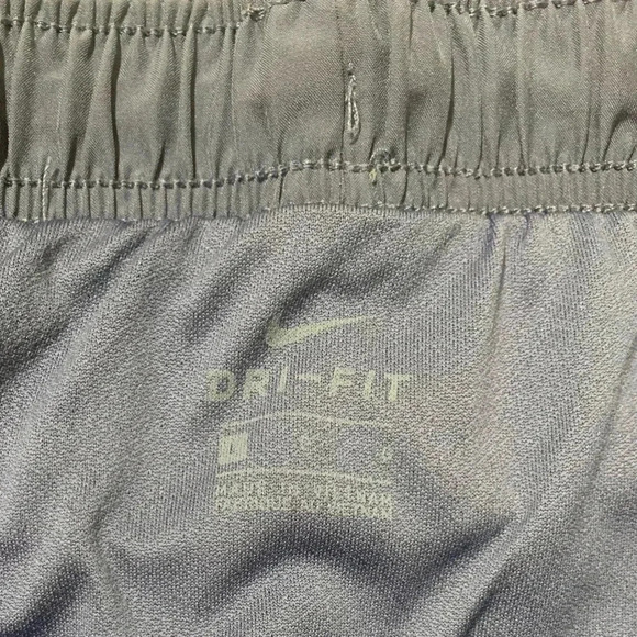 Women’s Nike Air Temo Dri-Fit Running Shorts Lined With Pockets Blue, Large, EUC - Picture 10 of 10